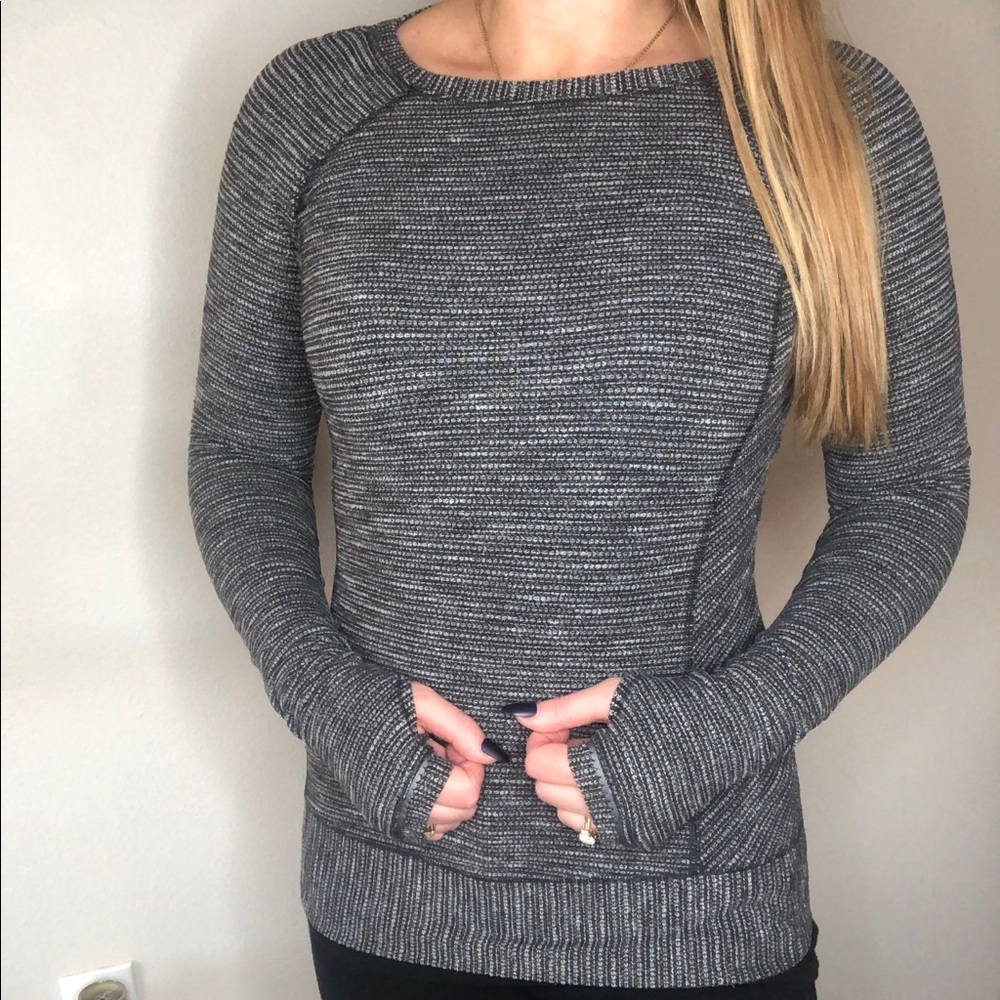 LuluLemon Long Sleeve Shirt
